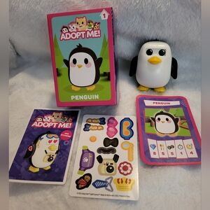 McDonald's Adopt Me Happy Meal Toy 2023 (Penguin)